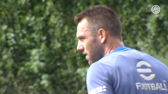 Appiano, concluso l'allenamento odierno. Differenziato sul campo per Dimarco e De Vrij