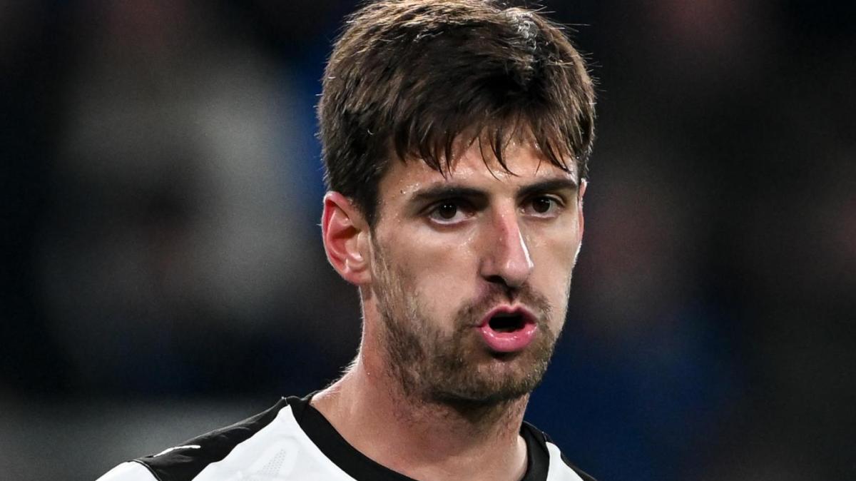 Milan, solo un trauma al ginocchio per Gabbia: può rientrare per la finale di Supercoppa