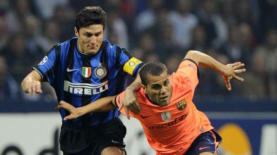 4-4-2.com: Dani Alves il dopo-Maicon. Ma...