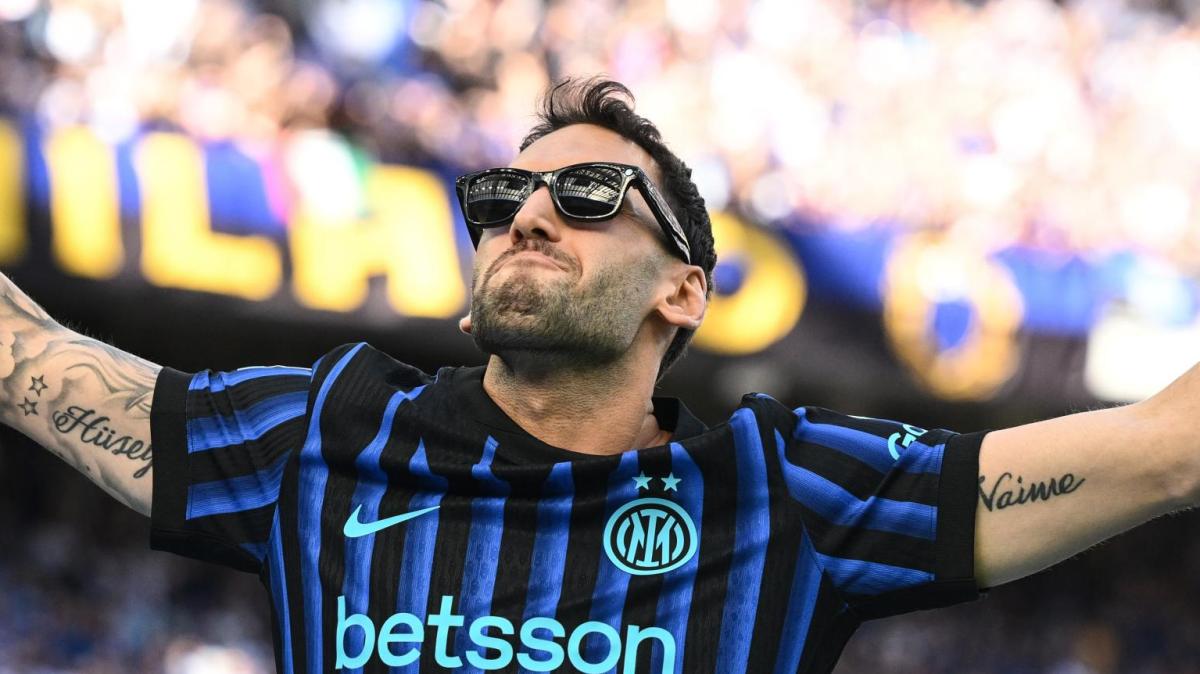 Turchia, i pre-convocati per il Mondiale: Calhanoglu presente 