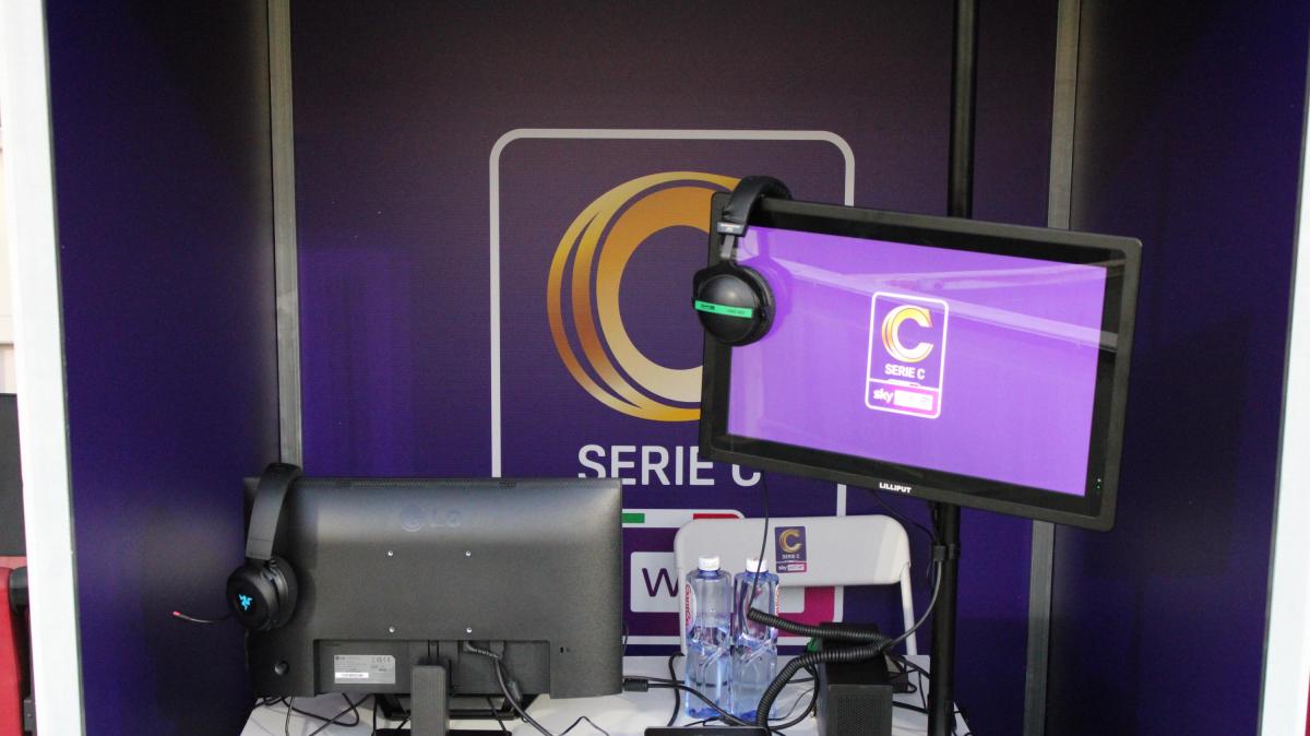 La Serie A pensa alla svolta: valutazioni serie sull'introduzione del Football Video Support