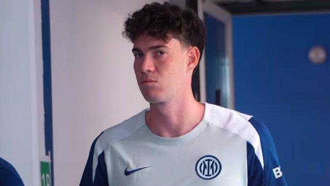 Bastoni migliora: tra domani e dopodomani il rientro in gruppo, si candida per Firenze. Lautaro a parte