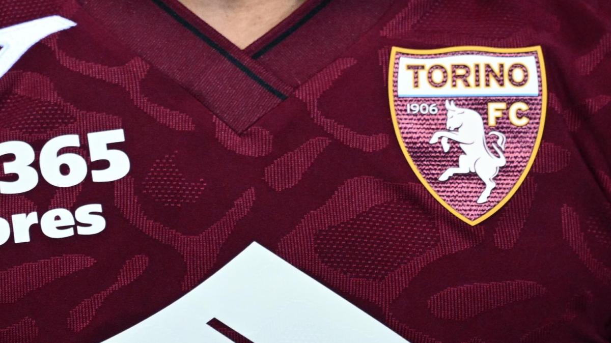 Torino, intervento in artroscopia al ginocchio destro per Aboukhlal: prognosi nelle prossime settimane