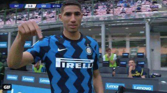 Hakimi, gesto eloquente rivolto alla telecamera: "Io resto all'Inter"