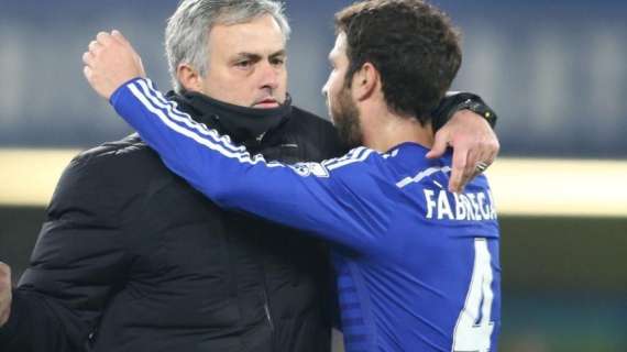 Fabregas: "Gran rispetto per Mou. La colpa è nostra, si è fidato troppo di noi. Lo abbiamo fatto star male"