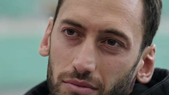 VIDEO - L'Inter vince derby e Scudetto, Calhanoglu: "Quella vittoria mi ha ripagato di tutto"