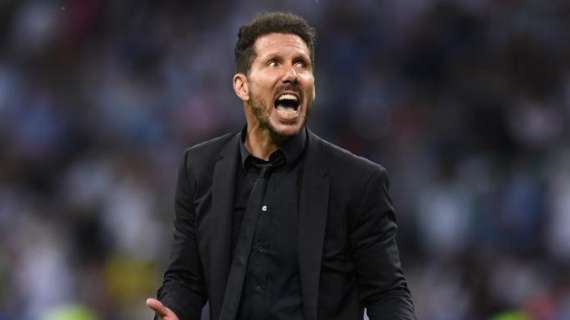 GdS - De Boer, triennale con clausola... Simeone. E Roberto Carlos serve un assist al Cholo