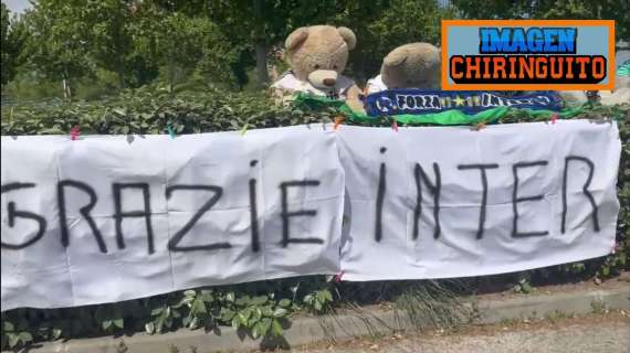 Barça fuori dalla Champions, striscione dei tifosi del Real Madrid a Valdebebas: "Grazie Inter"