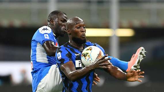 Inter-Napoli - I difensori verticalizzano e sostengono l'azione. Lukaku e Borja contro il palleggio azzurro