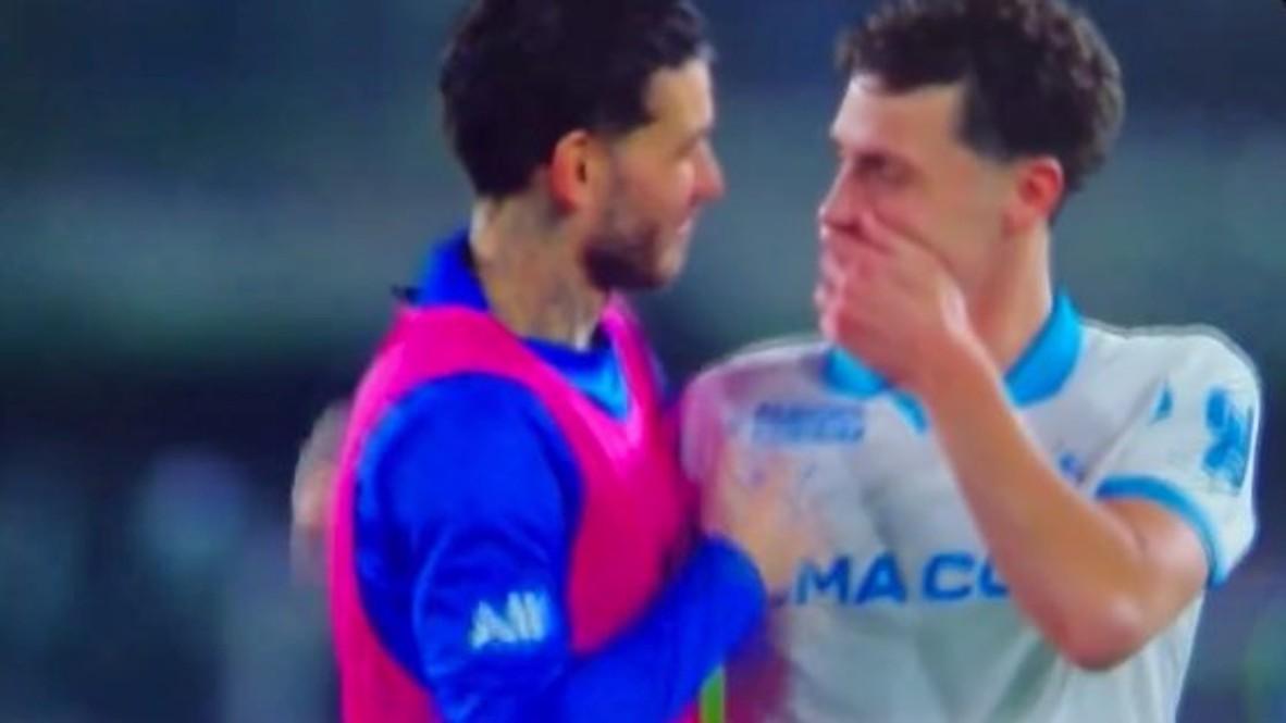 Pavard sorride con Lucas Hernandez, tifosi del Marsiglia adirati. Lui si difende: "Gli ho solo detto..."