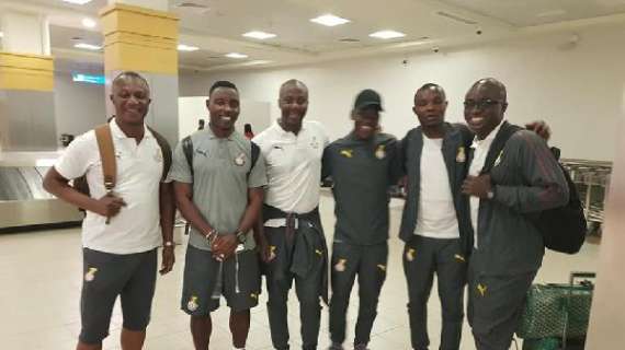 Il Ghana a Nairobi, Kwadwo Asamoah sorridente all'arrivo