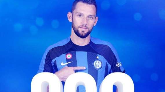 De Vrij fa cifra tonda: a Napoli arriva la 200esima presenza con l'Inter