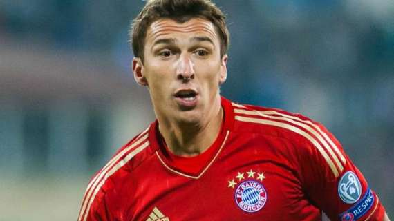 Chelsea-Arsenal su Mandzukic: l'agente vola a Londra