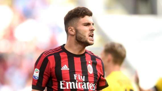 Milan, Cutrone: "C'è molta rabbia dopo il ko nel derby"