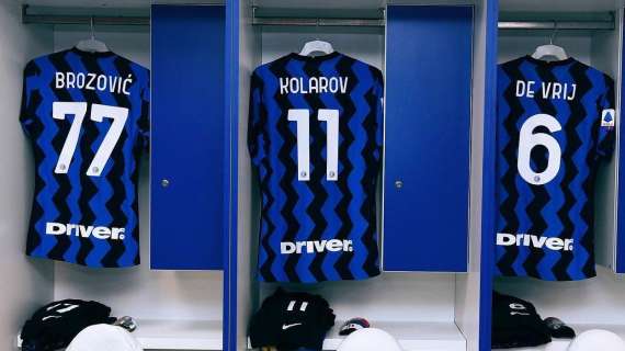 FOTO - Prime immagini dallo spogliatoio: l'Inter indosserà la prima maglia 'Home'