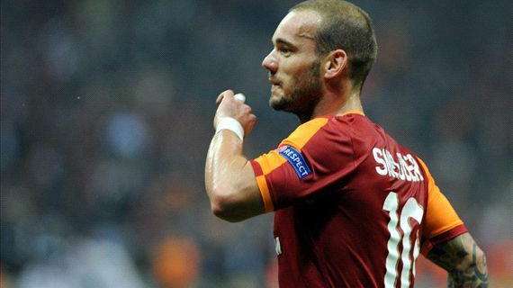 VIDEO - Sneijder, due eurogol e derby al Galatasaray