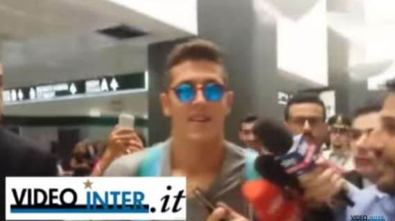 VIDEO - Jovetic è arrivato in Italia. ''Sono molto felice di essere tornato''