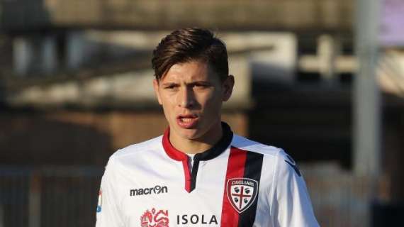 Barella dribbla il futuro: "Adesso penso solo alla salvezza del Cagliari"