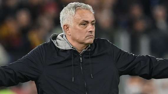 Mourinho schiera il suo miglior undici: Zanetti rappresenta l'Inter