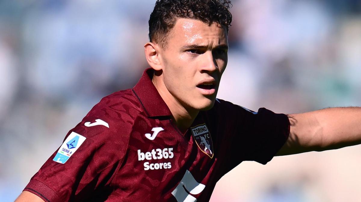 SI - Asllani poco interessato alle ipotesi estere. Ma in Italia è tutto fermo