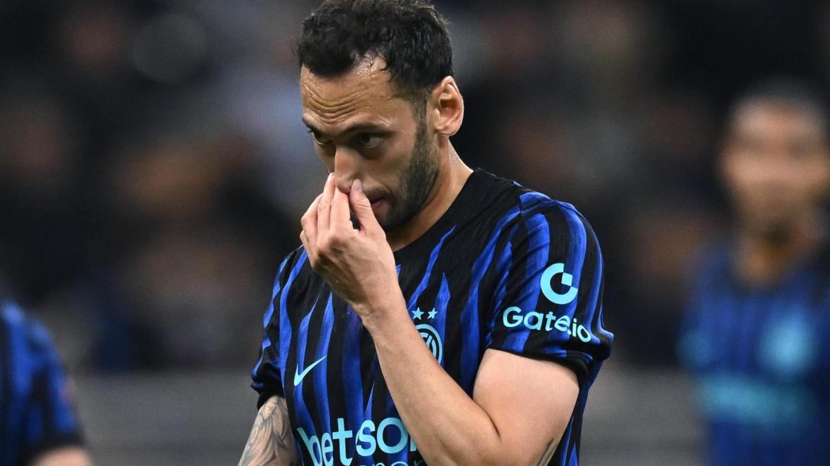 Stop per Calhanoglu: risentimento al soleo della gamba sinistra