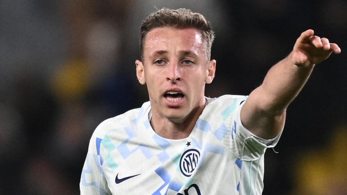 Brocchi: "Frattesi ha la passione, cosa che ammiro in un calciatore. Mi rivedo in lui"