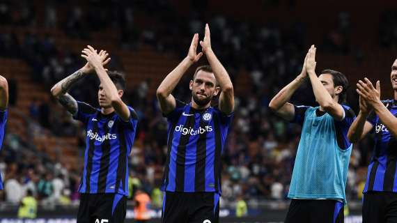 Gioia De Vrij: "Grande vittoria davanti ai nostri tifosi. Avanti così"