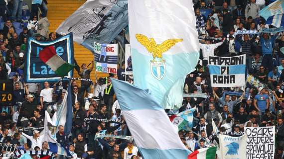 I tifosi della Lazio preparano un'invasione di campo...