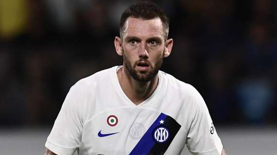 L'Inter passa il girone di Champions League, De Vrij esulta: "Direzione ottavi"