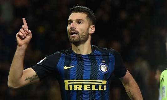 Sky - Pioli risparmia Banega e Candreva: niente Sparta Praga per loro