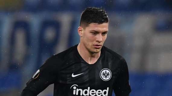 Eintracht, Bobic: "Tanti club su Jovic, potremmo doverlo cedere"