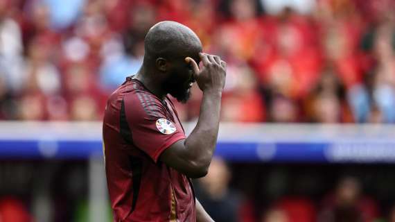 Lukaku dice no all'Aston Villa, l'ex Inter aspetta solo il Napoli di Conte