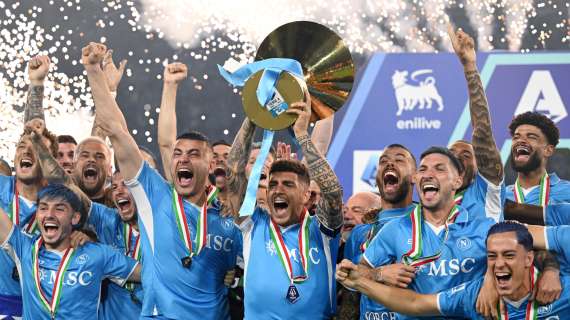 VIDEO - McTominay e Lukaku mandano Napoli in visibilio: gli highlights della vittoria Scudetto contro il Cagliari
