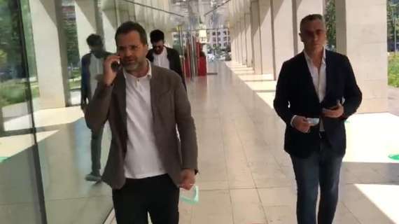 VIDEO - Cordaz-Inter alle battute finali: gli agenti del portiere in questi minuti in sede a Milano