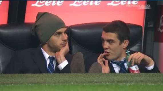 FOTO - Kovacic e Ranocchia a colloquio in panchina