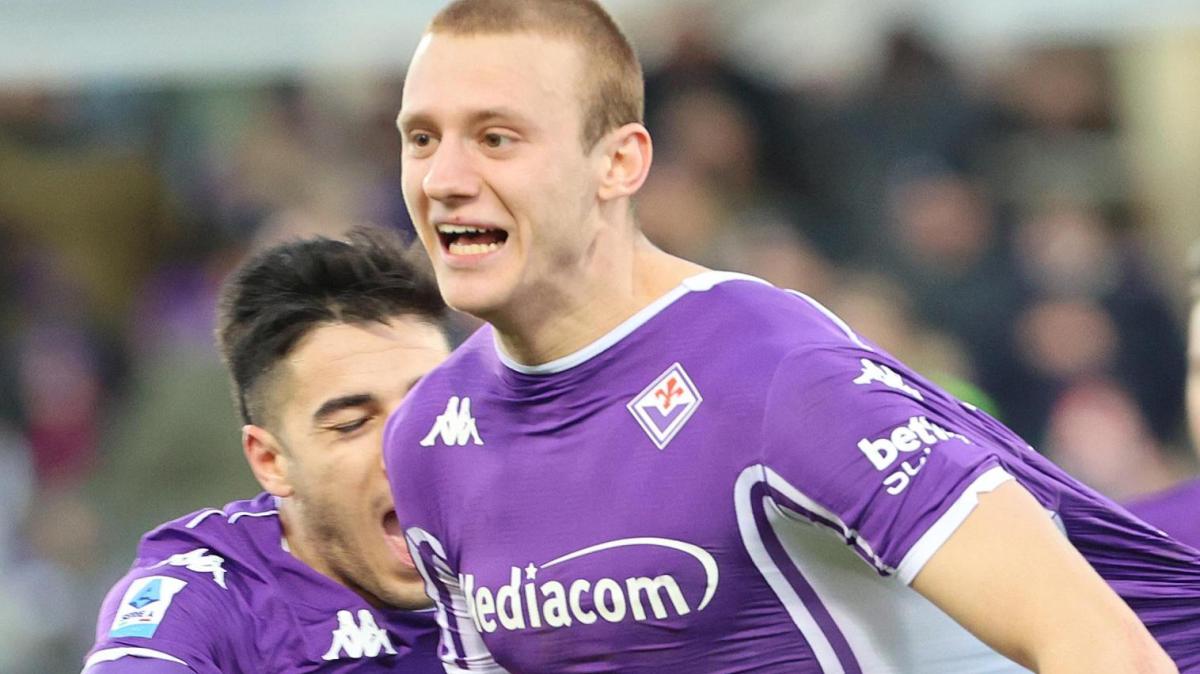 Il Milan stecca ancora: rossoneri fermati dalla Fiorentina sull'1-1, l'Inter può puntare la fuga solitaria