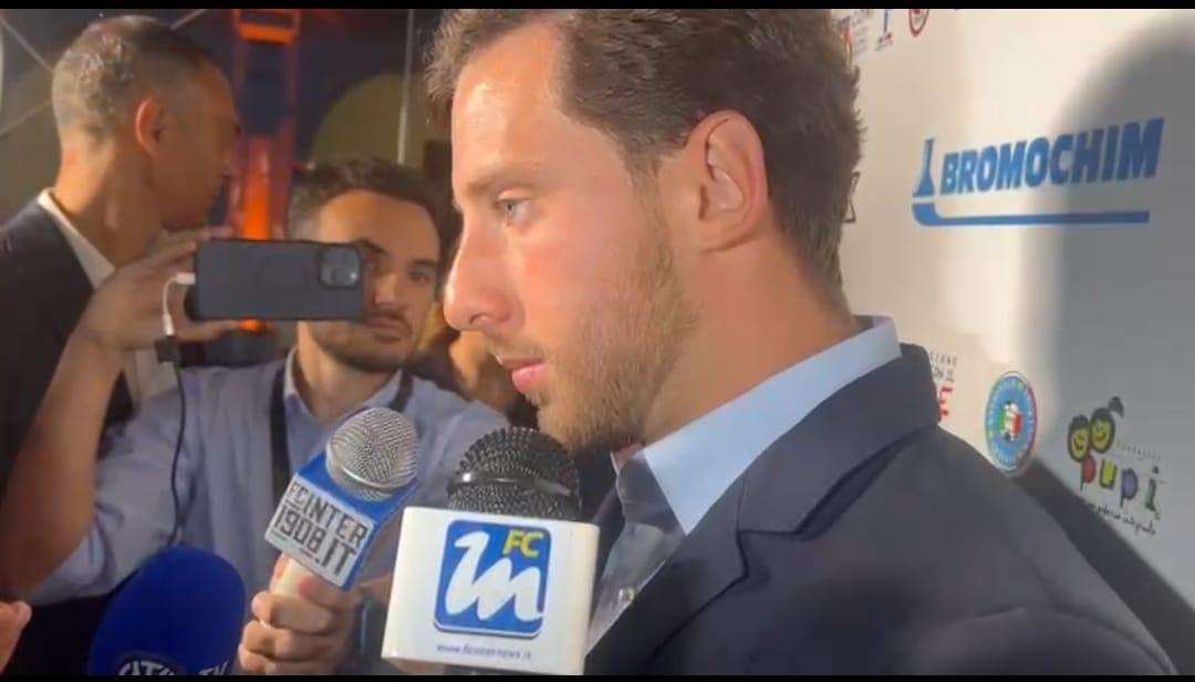 VIDEO - Carlos Augusto: "Favorita per lo scudetto? Io dico sempre l'Inter. Con la Juve faremo di tutto per vincere"