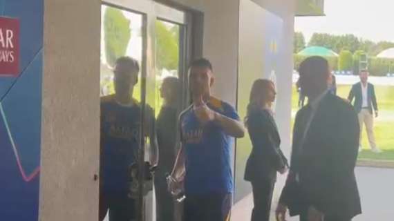 VIDEO - Lautaro tranquillizza tutti con un pollice su: "Sono al 100%"
