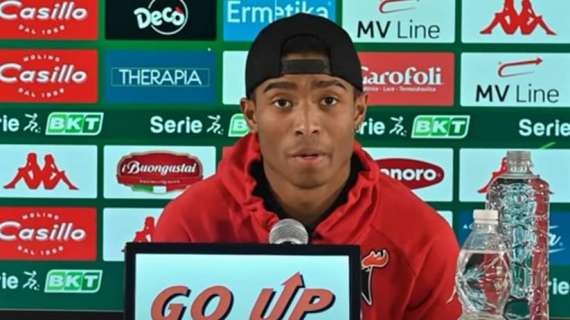 Salcedo: "Il mio sogno? Tornare in serie A con la maglia del Genoa"