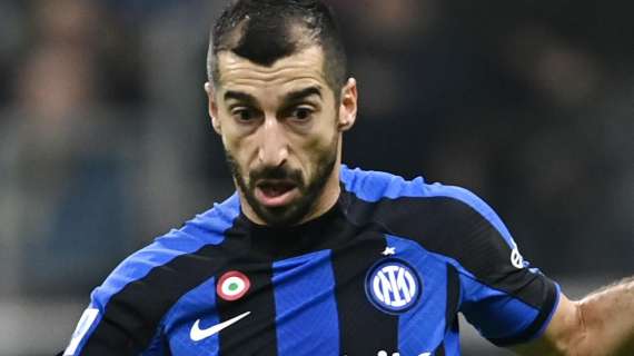 TS - Mkhitaryan, eroe nazionale d'Armenia. L'infanzia, il papà calciatore e la passione per gli scacchi 