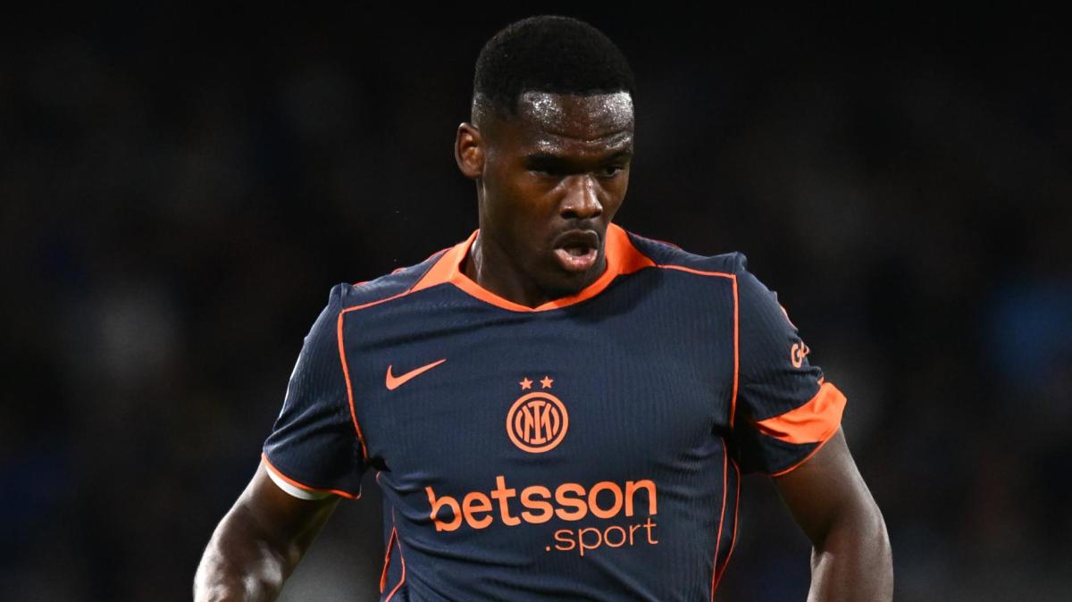 L'ex vice di Chivu: "Bonny è un 10 nel corpo di un 9, credevo che gli sarebbe servito più tempo all'Inter"