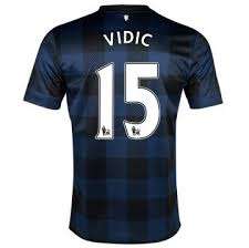 GdS - Vidic, il numero 15 e la maglia nerazzurra