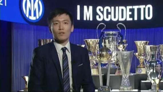 Parla Steven Zhang: "Momento emozionante, ringrazio tutta l'Inter. Ai tifosi dico: lo Scudetto è per voi"