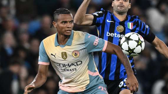 Il Manchester City saluta Akanji: "Fondamentale per vincere uno storico Treble. Ti auguriamo il meglio per la stagione" 