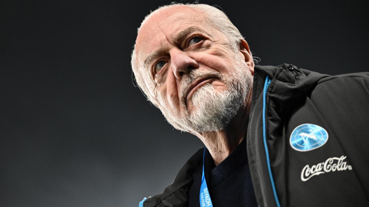 De Laurentiis: "Bisogna ridurre il numero di squadre in A". Però nel 2024 il Napoli votò contro