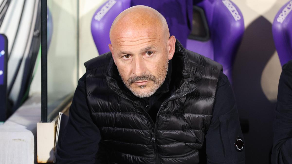 Bologna, Vincenzo Italiano ricoverato per una polmonite: la nota del club rossoblu 