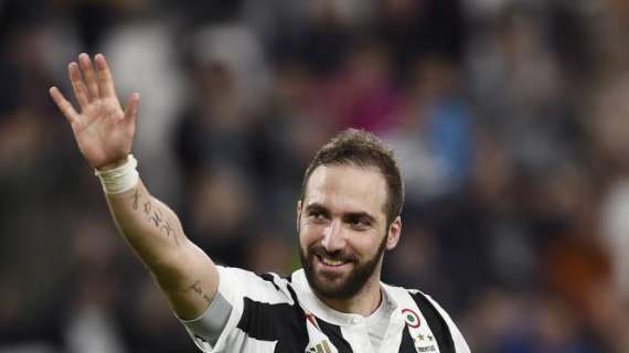 Higuain: "Orgoglioso di questa squadra"