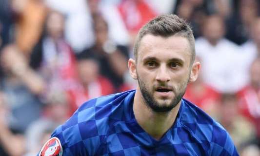 Liverpool, Wijnaldum per Klopp: Brozovic si allontana 