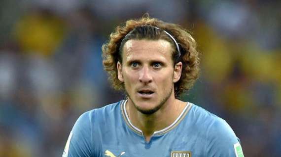 A 38 anni Diego Forlan ricomincia da Hong Kong