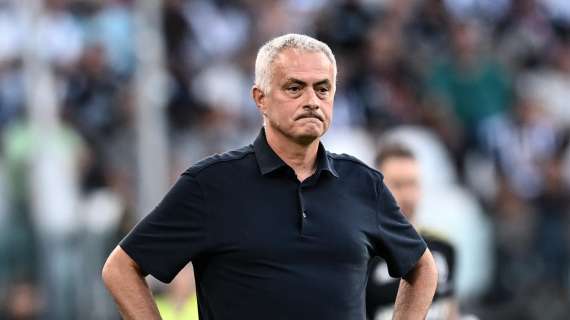 Serie A, Mourinho eletto allenatore di agosto. De Siervo: "Straordinarie doti motivazionali"